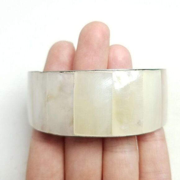 Vintage Cream Panel Inlaid Wide Bangle Bracelet, Silver Tone Setting, Estate - Picture 5 of 6